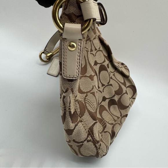 Coach Hampton Signature Pleated Shoulder Bag | Excellent Used Condition - Picture 10 of 12
